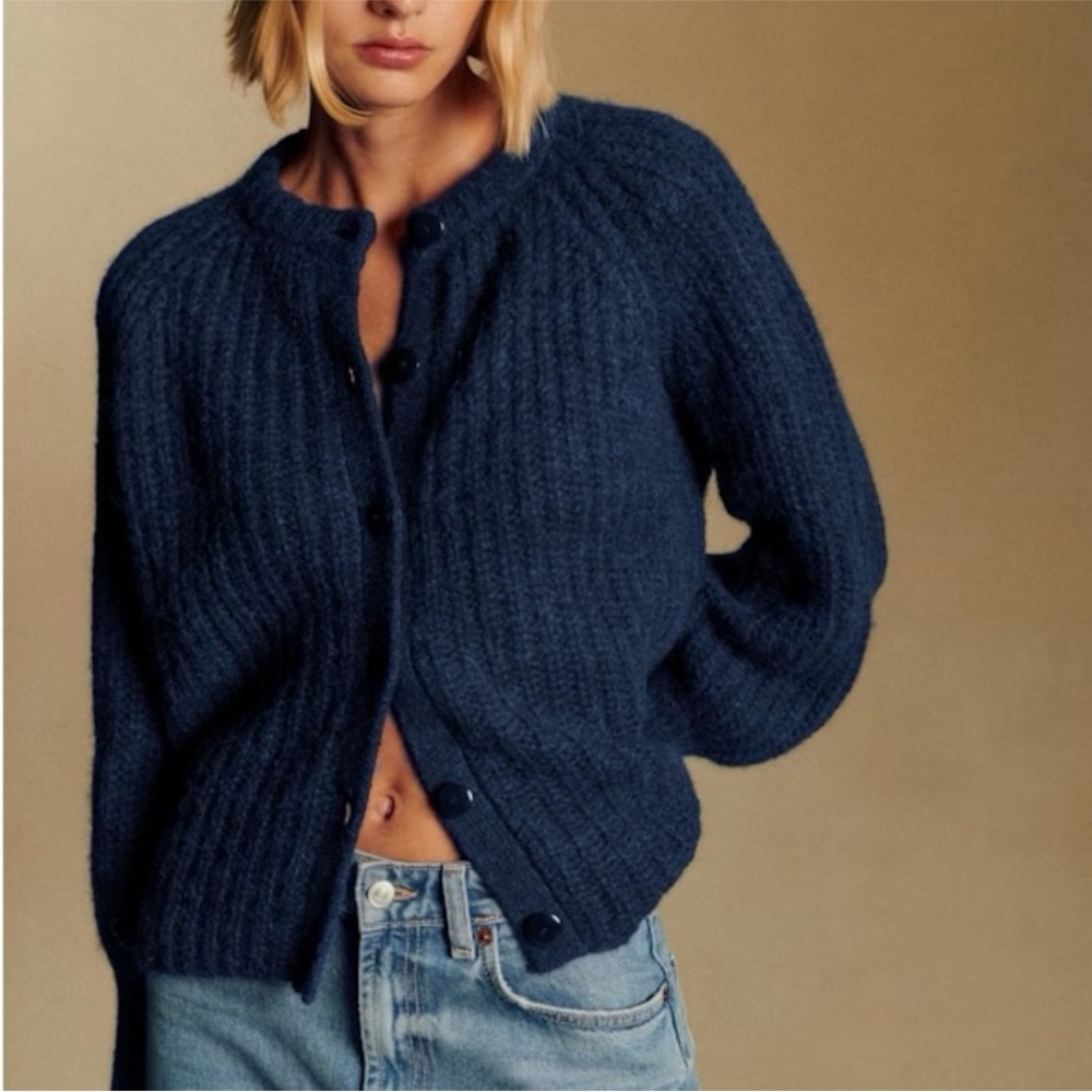 Sezane Emile Cardigan - Picture 2 of 5